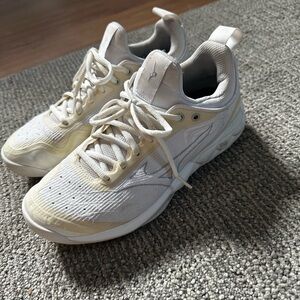 Mizuno Cream Athletic Shoes